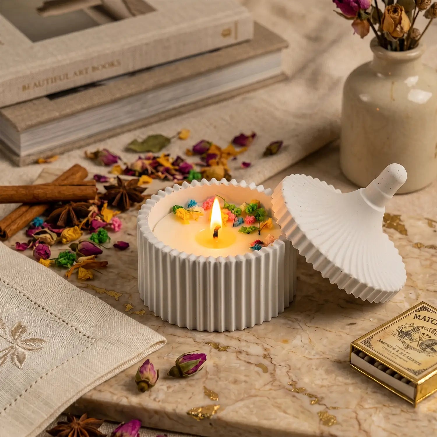 Trinket Jar Scented Candle with Dome Lid (Off White Gray)